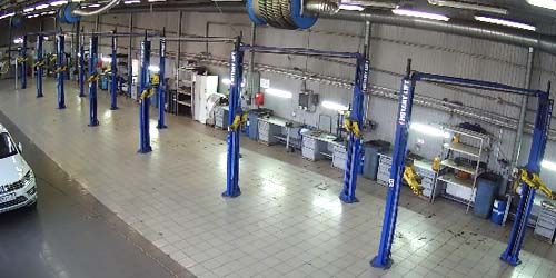 Веб-камера Москвы - Автоцентр Немецкий Дом на Спартаковской