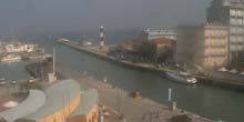 Webcam Cattolica - Entrance to the bay, the river Fiume Tavollo