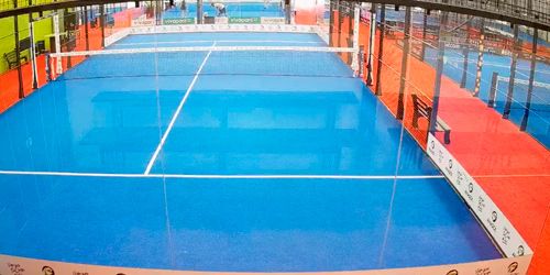 Webcam Itajai - Tennis courts in the suburb of Camboriu