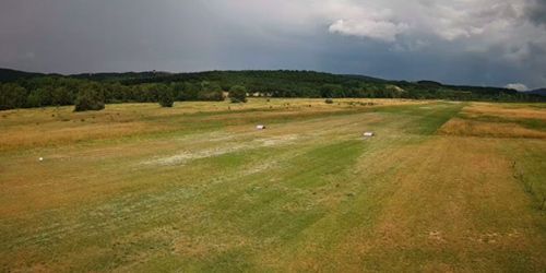 Webcam Siena - Avio Club Chiusdino in the suburbs of Frosini