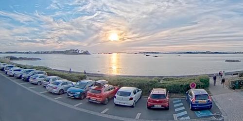 Webcam Roskoff - Waterfront parking