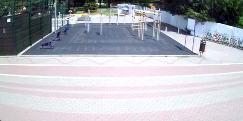 Webcam Gelendzhik - Primorsky Boulevard, skate park, Breakthrough simulators