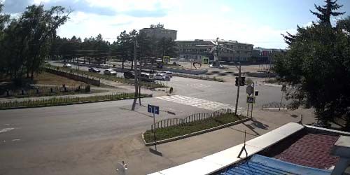 Webcam Arsenyev - Palace of Culture Progress, Monument Mi-24 helicopter