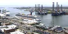 Webcam Galveston - Cruise terminal in the seaport