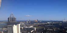 Webcam Mobile - Panorama from a height, seaport
