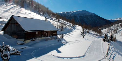 Webcam Villach - Farm shop in the Sechneralm mountains