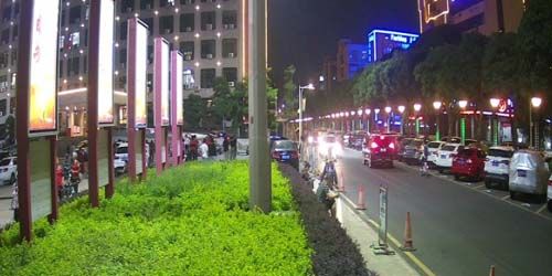 Webcam Shantou - Square in front of the cinema