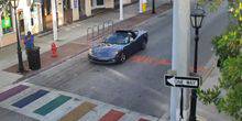 Webcam Key West - The traffic on Duval Street